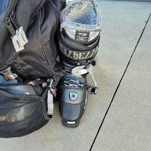 Ski boots with bag
